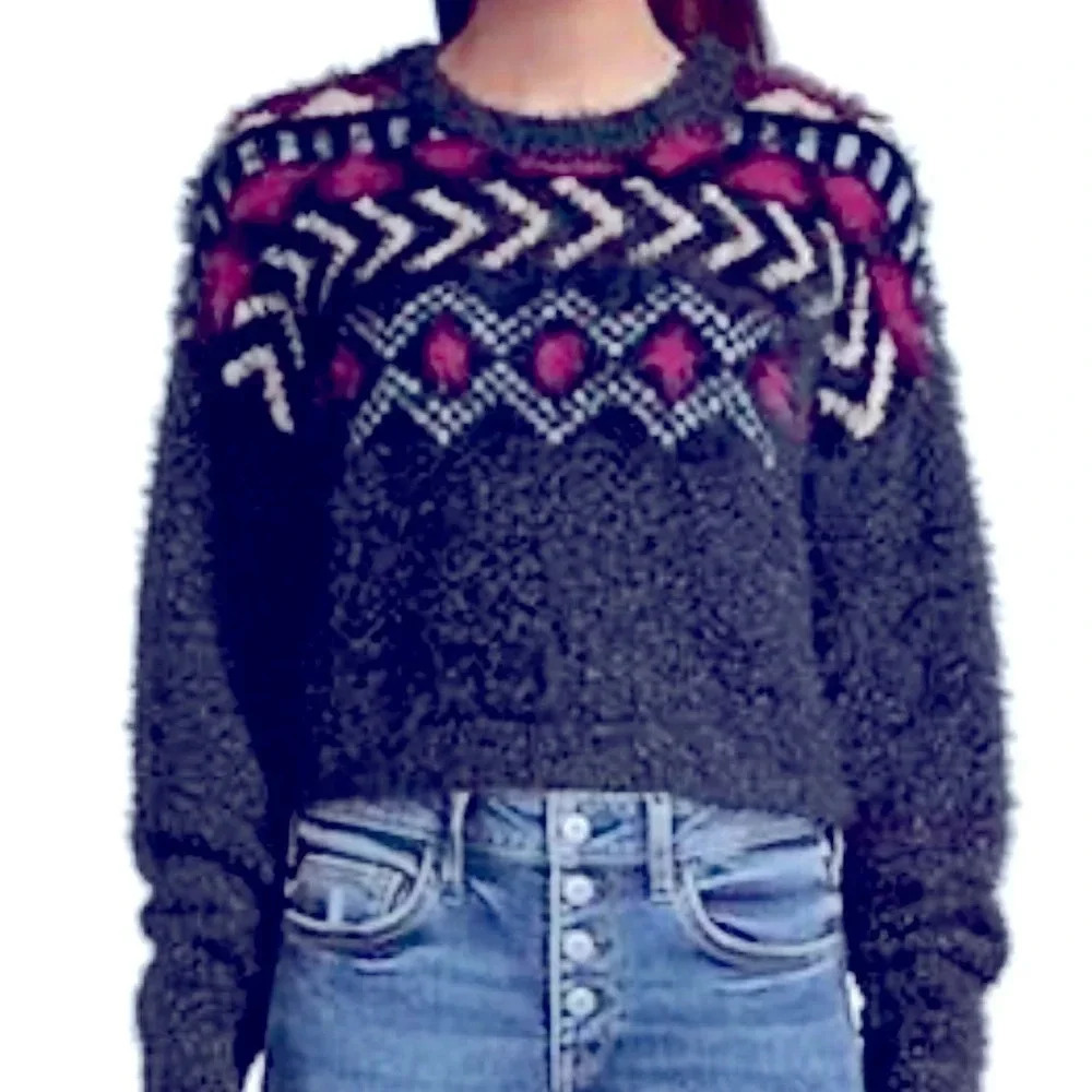 Arizona Cropped Fuzzy Sweater Large NWT